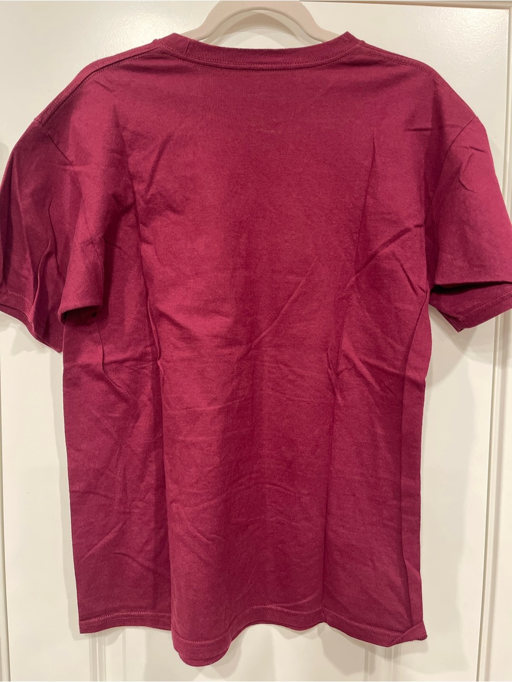 Vans Crew Neck Logo Tee in Raspberry - Picture 2 of 3